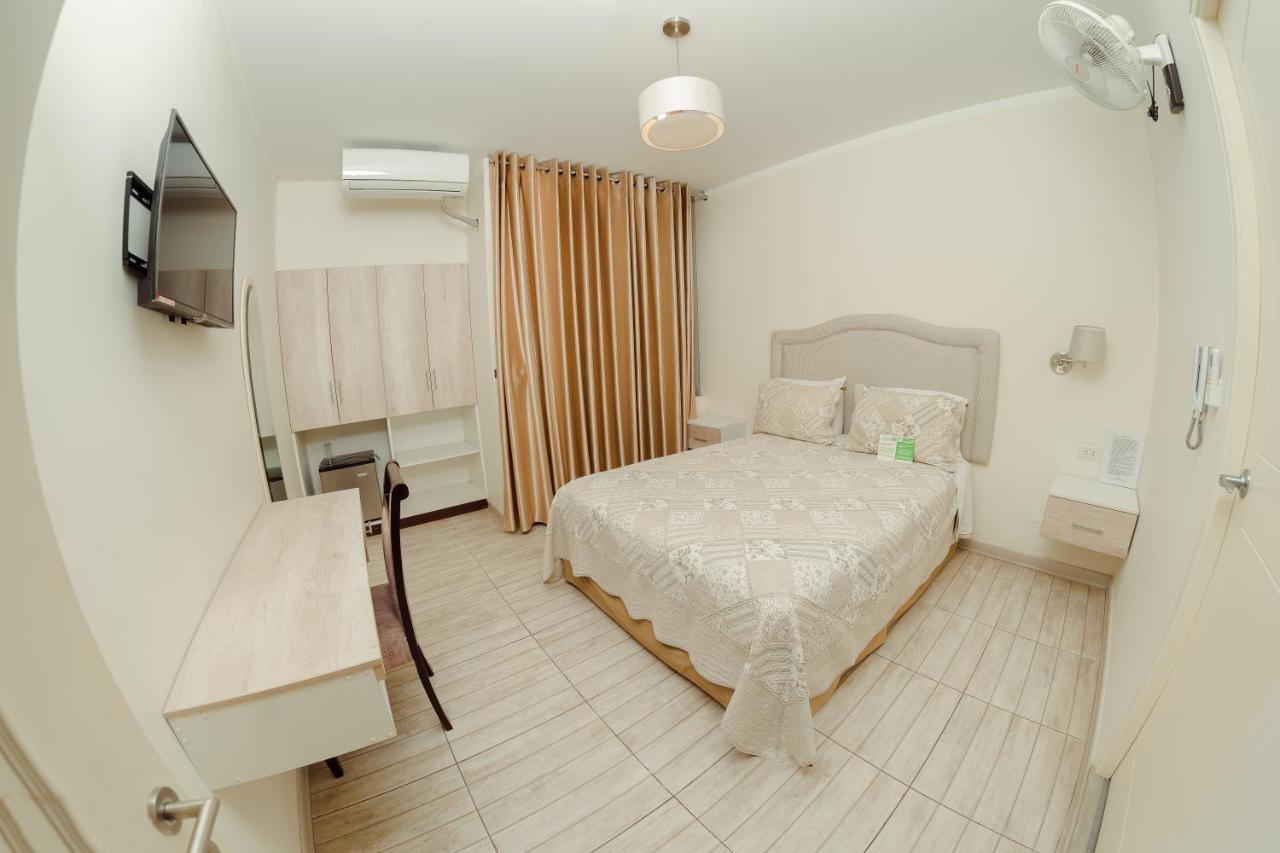 Hotel Natural Green Lounge ติงโกมาเรีย ภายนอก รูปภาพ